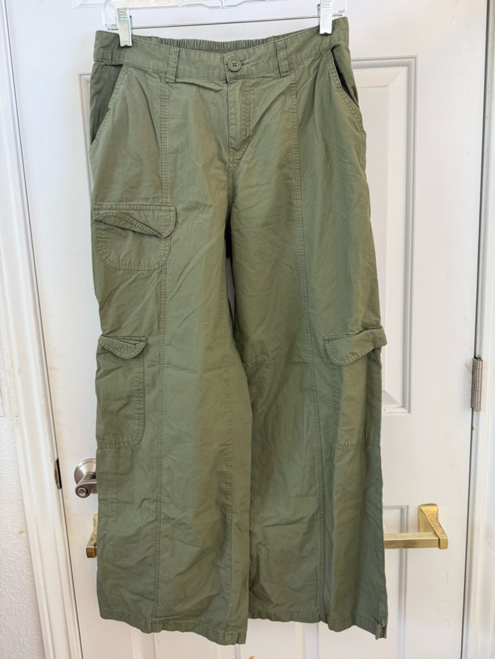 wild fable Olive Green Wide-Leg Cargo Capris